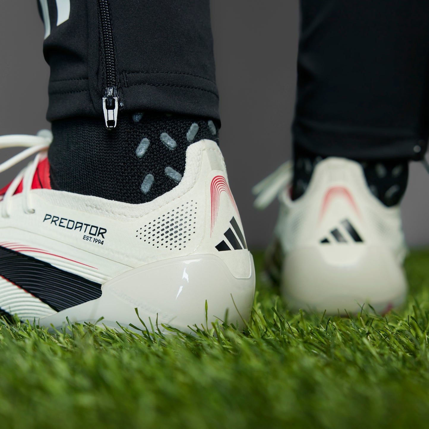 adidas Predator Elite FG - off white/core black/pure ruby