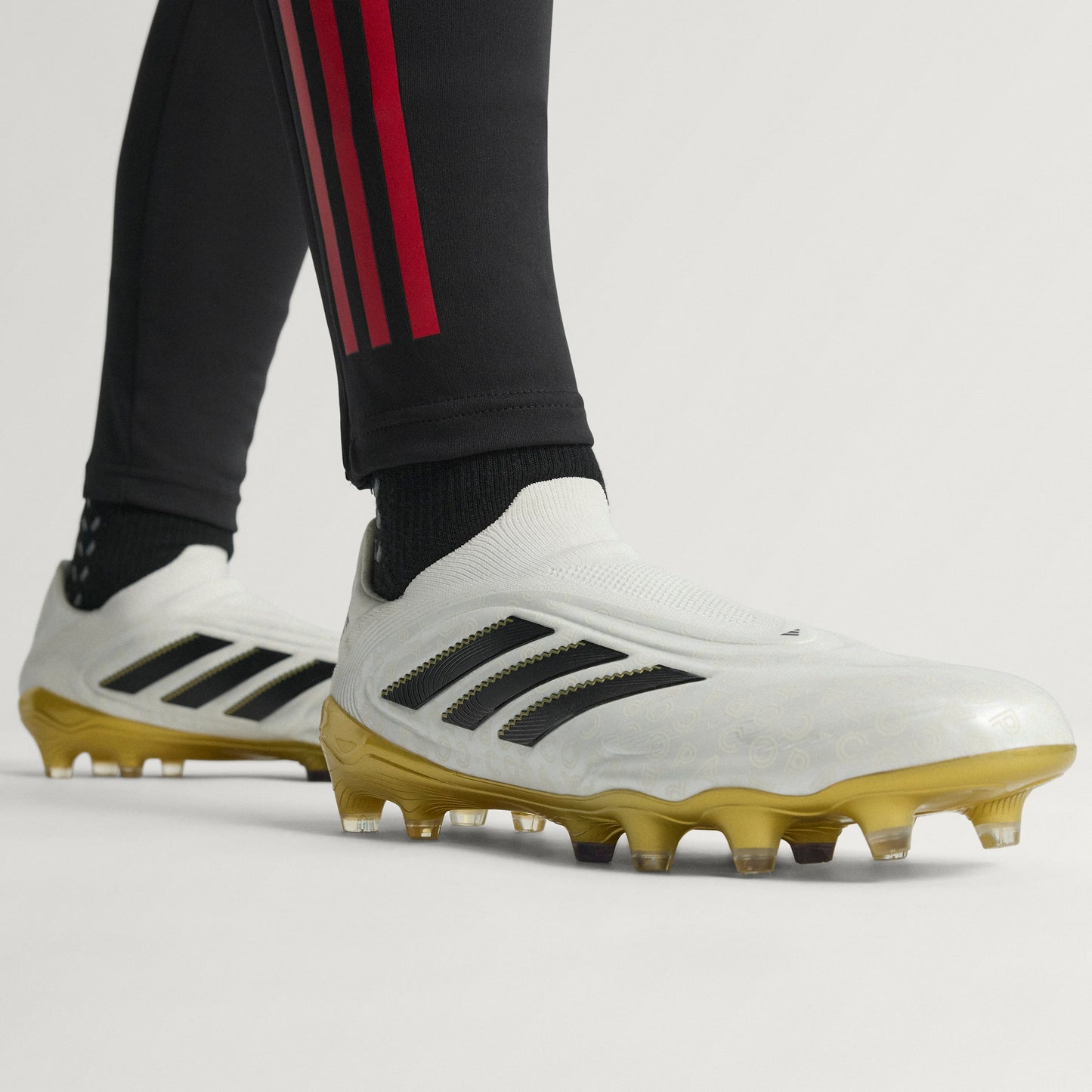 adidas Copa Pure 3 ELITE Laceless FG - Zero Metalic / Core Black / Gold Metalli