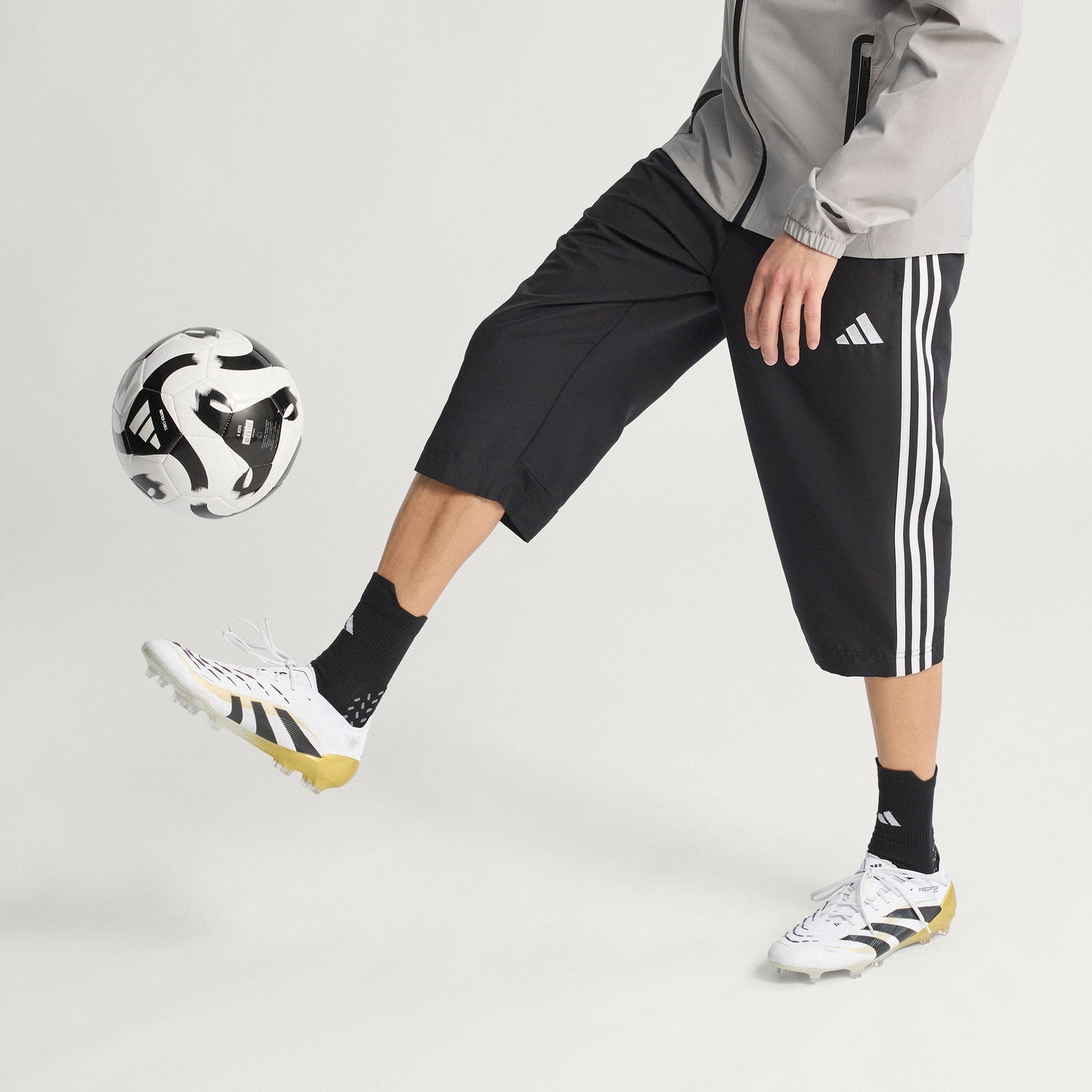 adidas Predator Elite FG - White / Core Black / Gold Metallic