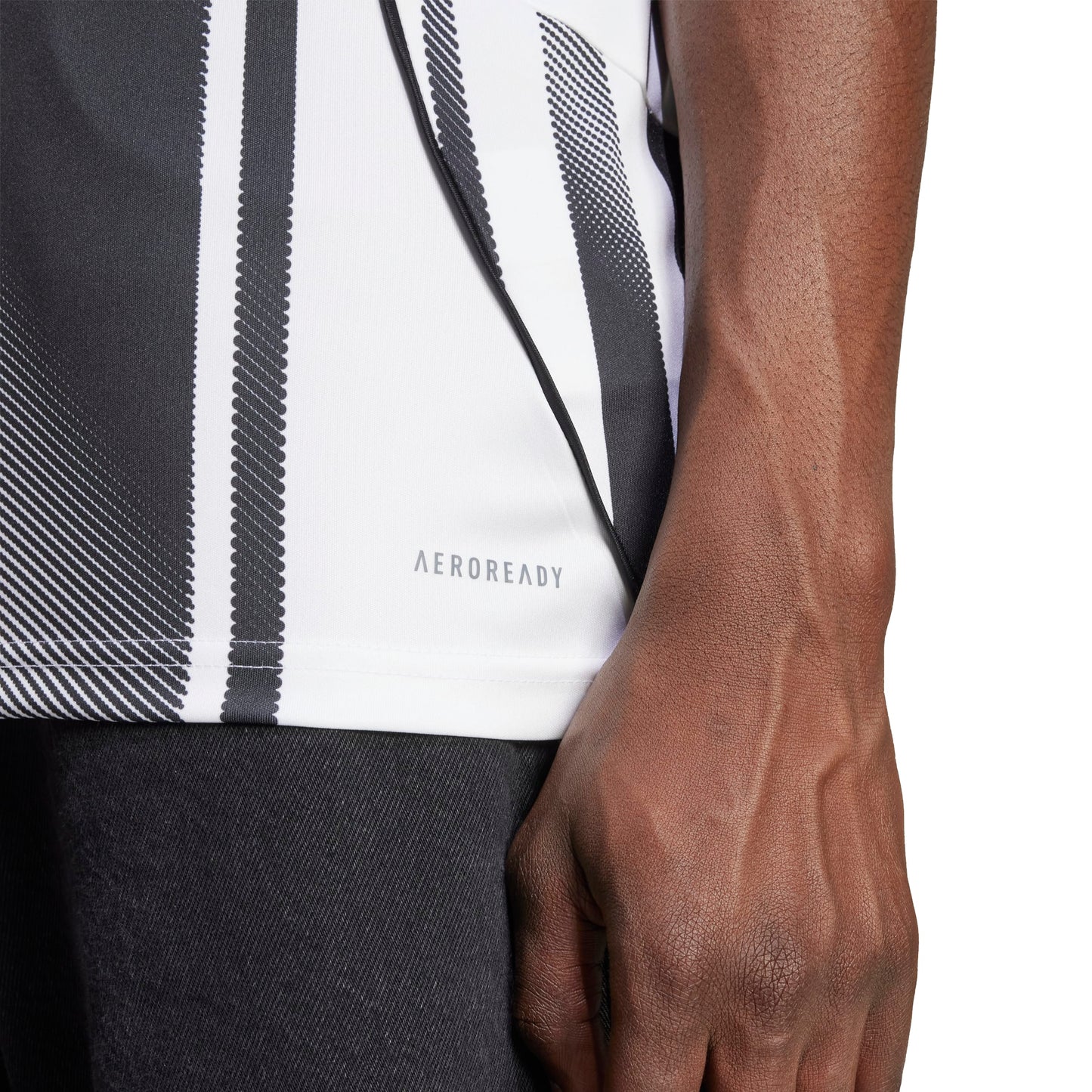 adidas Juventus 25-26 Home Jersey - White / Black