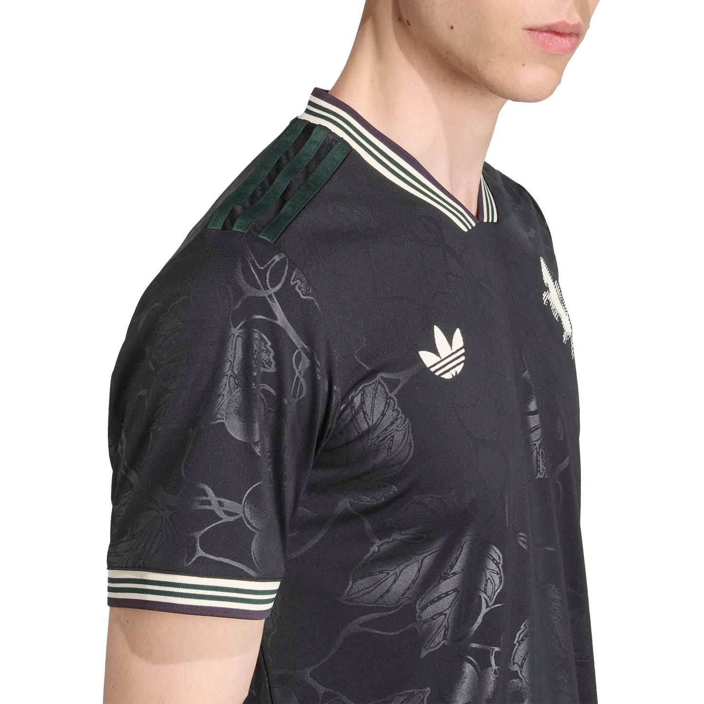 adidas Juventus 25-26 3rd Jersey - Black / Ecru Tint