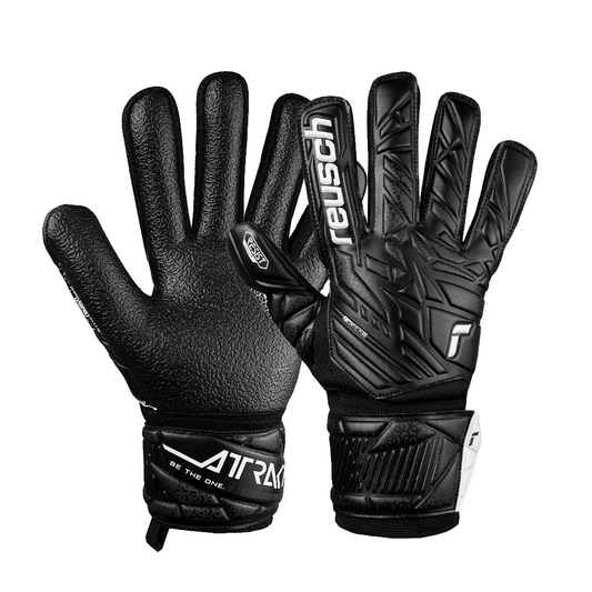 Reusch Attrakt Resist - black