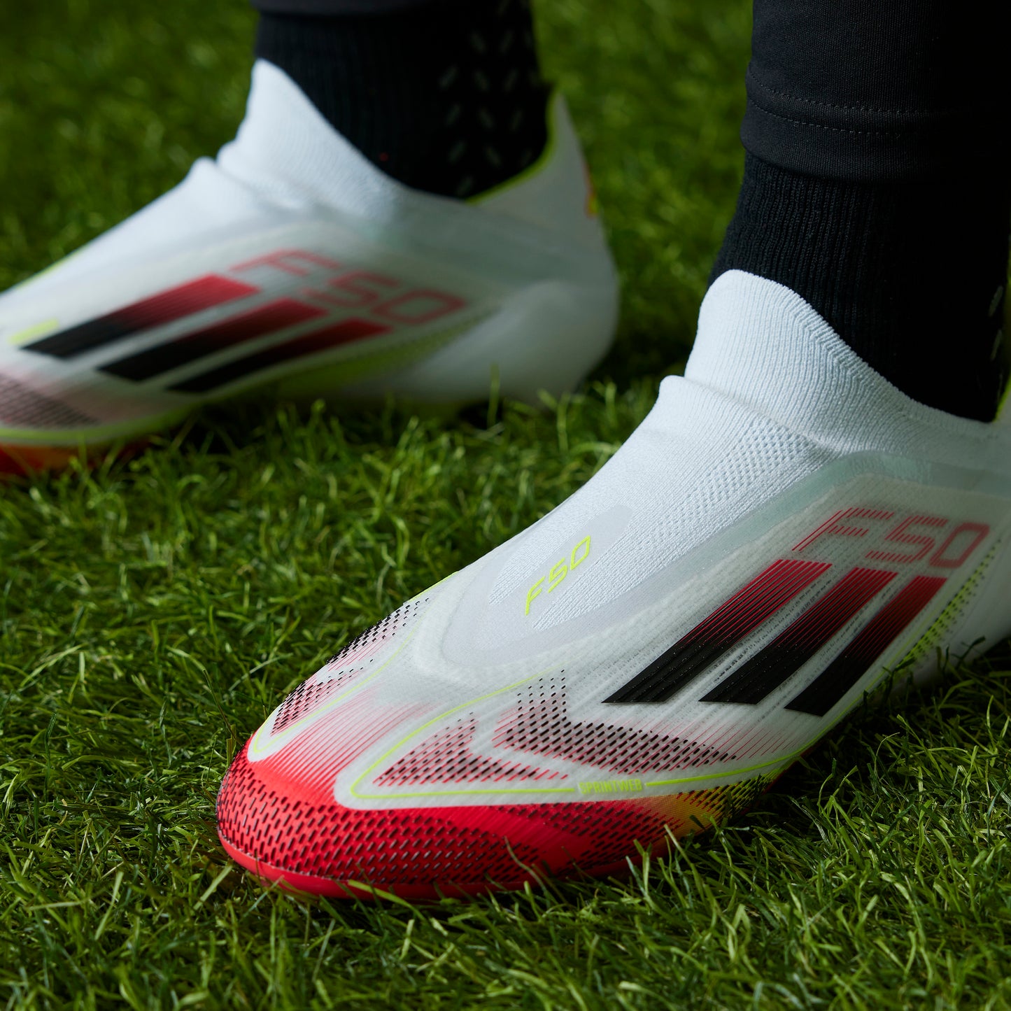 adidas F50 Elite Laceless FG - Cloud White/ Core Black / Solar Yellow