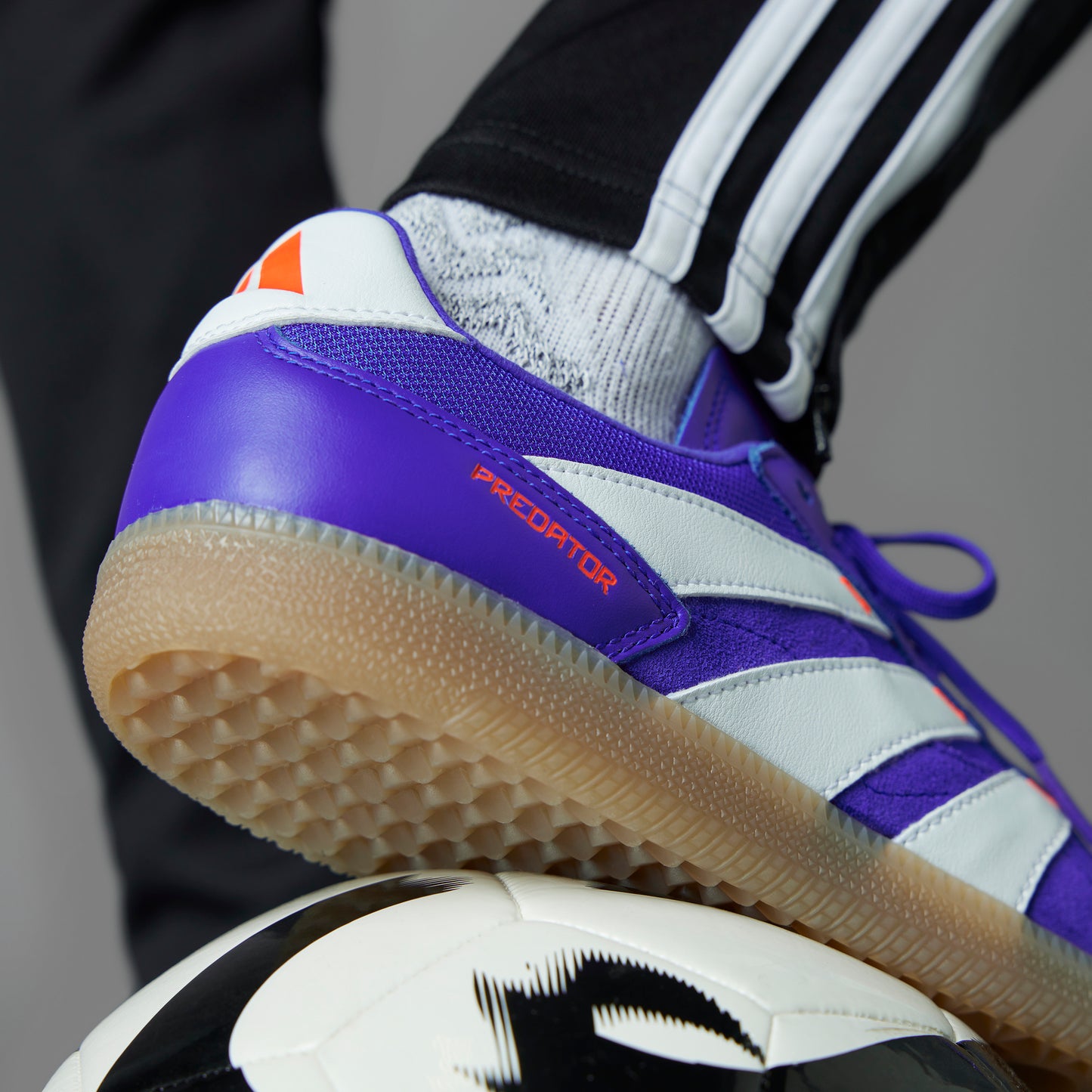 adidas Predator Freestyle - Lucid Blue/Cloud White/Solar Red