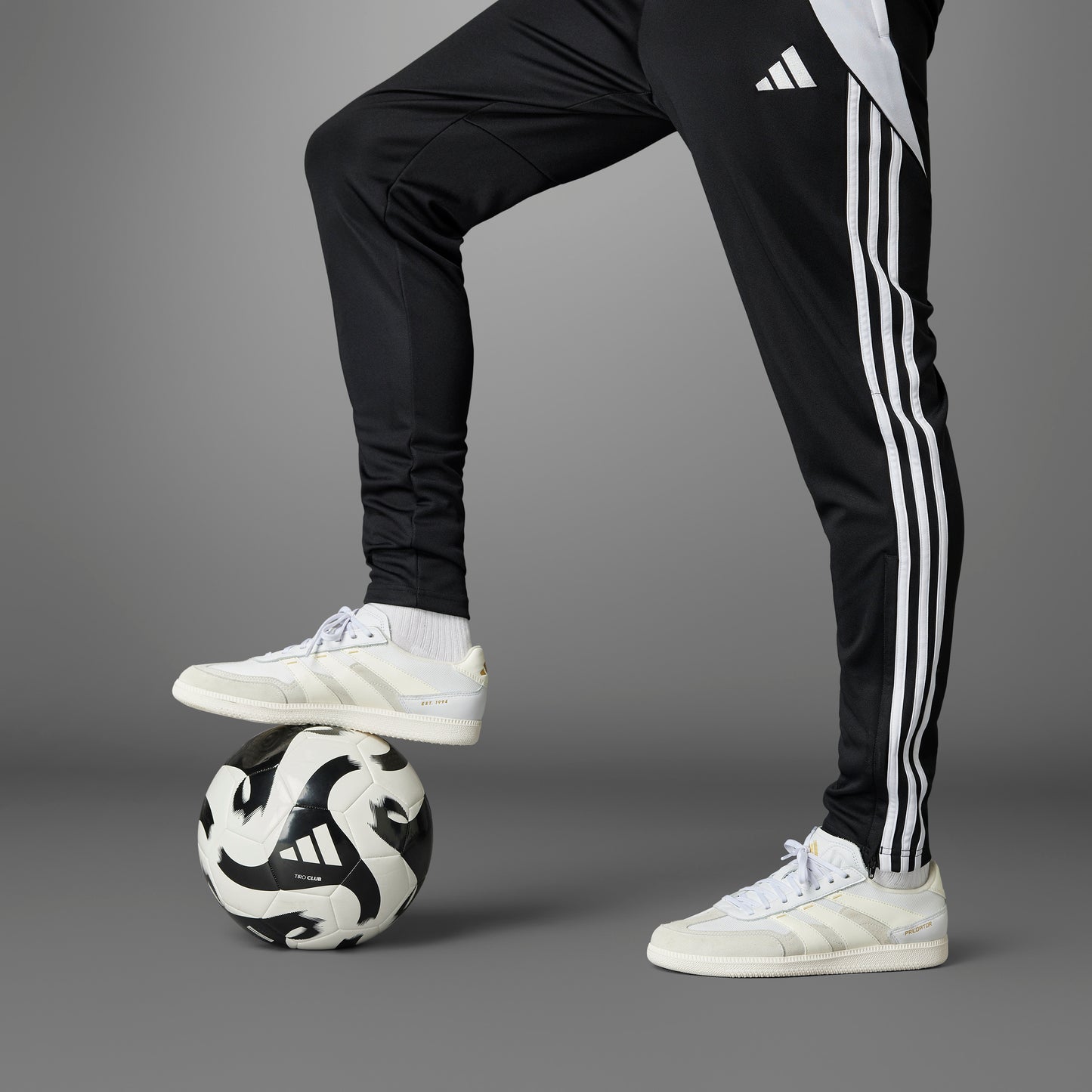 adidas Predator Freestyle - Cloud White/Off White/Gold Metallic