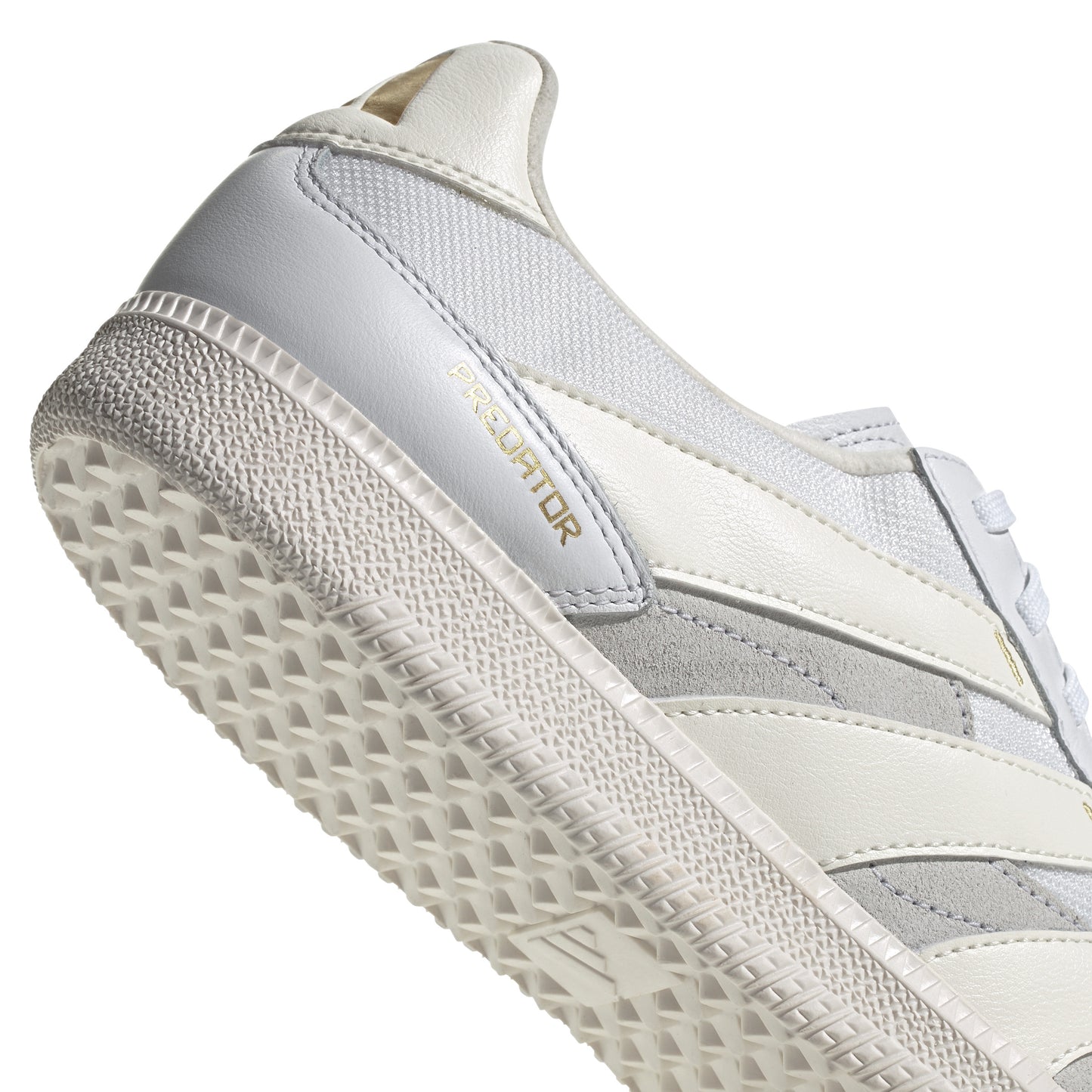 adidas Predator Freestyle - Cloud White/Off White/Gold Metallic