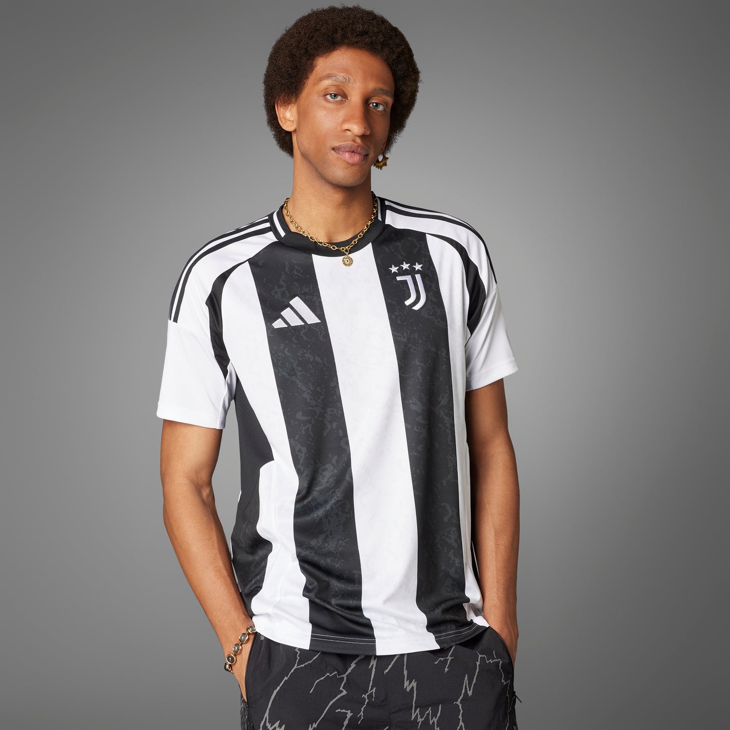 adidas Juventus 24-25 Home Jersey - White / Black