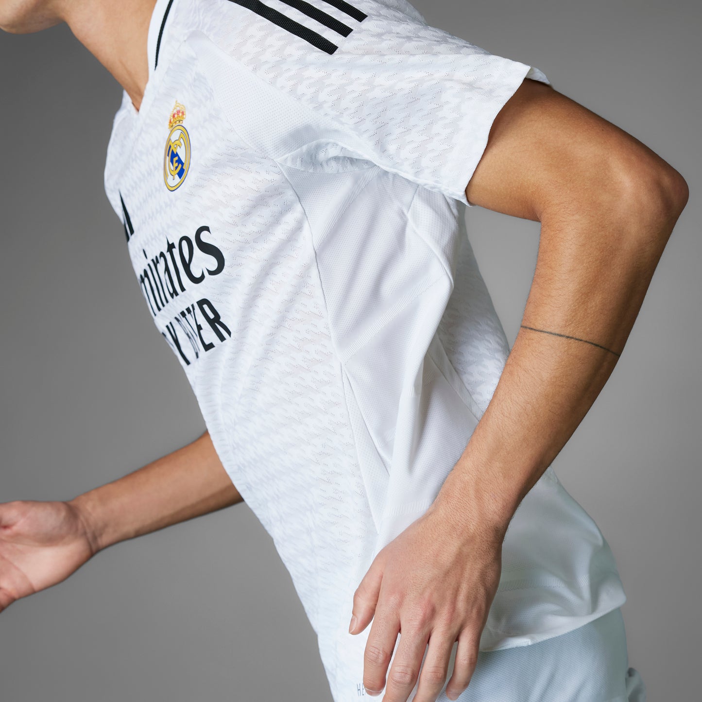 adidas Real Madrid Home Authentic Jersey 24-25 - White