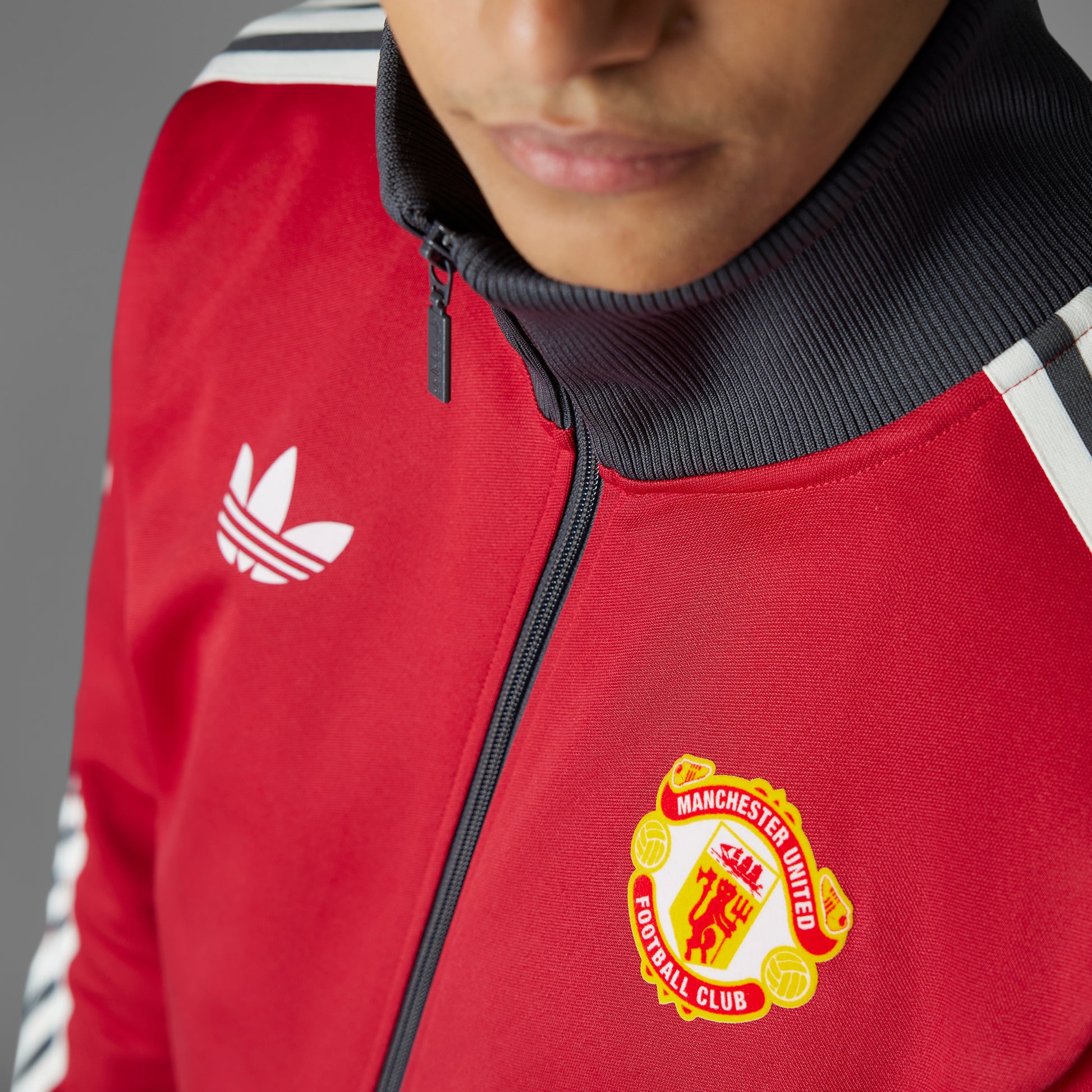 adidas Manchester United FC Originals Track Top – Soccer World