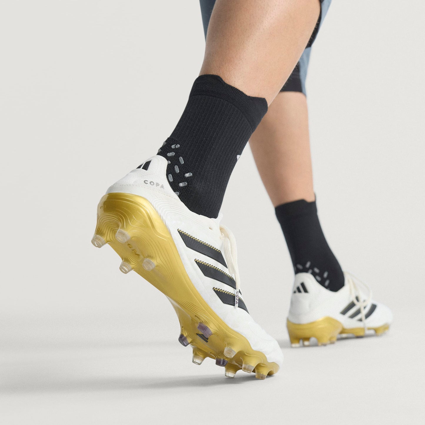 adidas Copa Pure 3 ELITE FG - Zero Metallic / Core Black / Gold Metallic