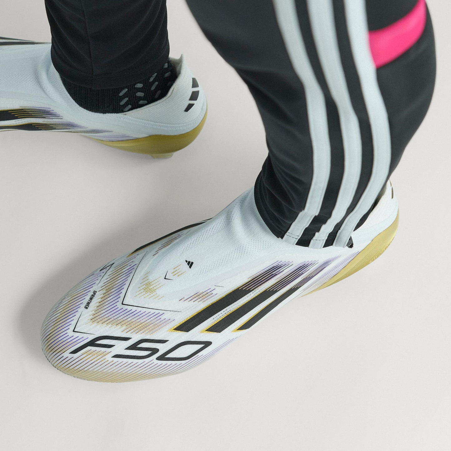 adidas F50 Elite Laceless FG - White / Core Black / Gold Metallic