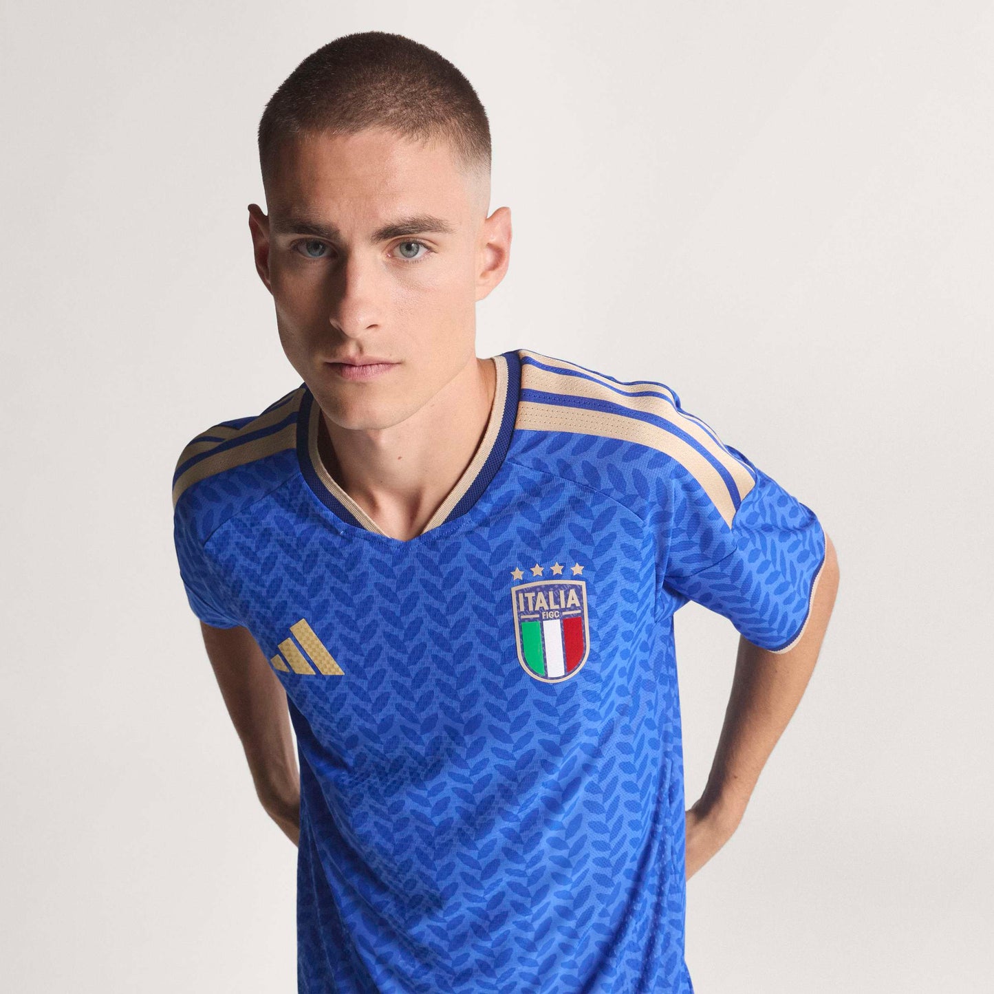 adidas Italy 26 Authentic Home Jersey - Bold Blue