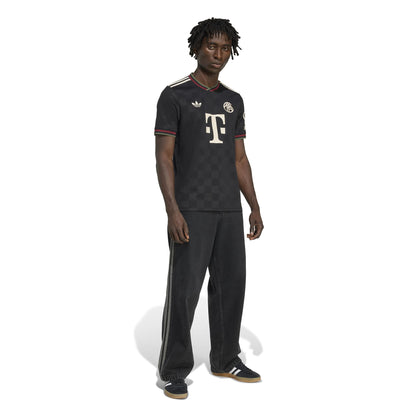 adidas FC Bayern Munich 25-26 Third Jersey - Black / Halo Ivory