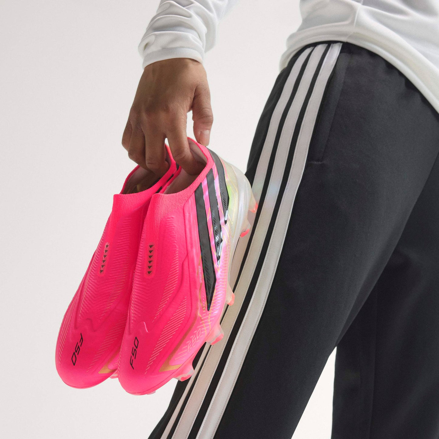 adidas F50 HYPERFAST ELITE Laceless FG - Solar Turbo / Core Black / Gold Metallic