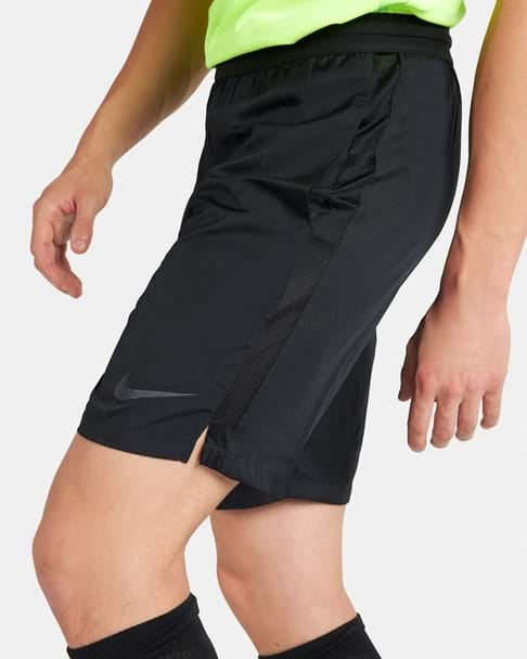 Nike Dry Fit Shorts - With Pockets